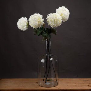 From the esteemed Recipe Collection comes this meticulously detailed off-white incurve chrysanthemum stem