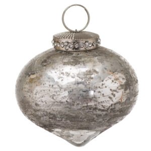 The Noel Collection Silver Christmas Teardrop Bauble is a standout addition to any retailer's holiday inventory. This exquisite ornament showcases a mesmerizing antiqued silver finish