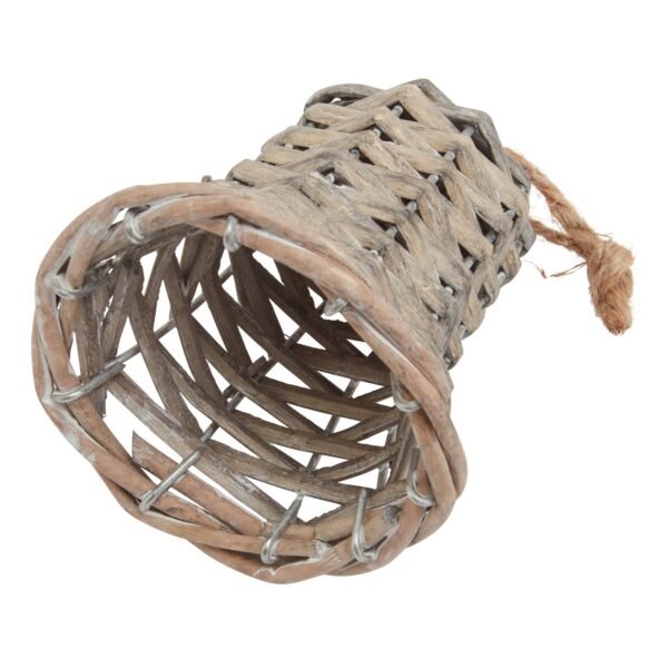 this charming wicker bell decoration embodies rustic authenticity with its natural fibres and expert weaving techniques. The delicate construction creates an airy