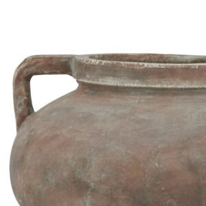 echoing the ancient amphoras of Greek and Roman antiquity.  At an impressive scale