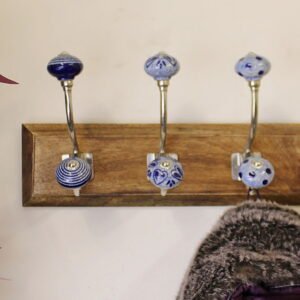 4 Double Ceramic Blue & White Coat Hooks On Wooden Base