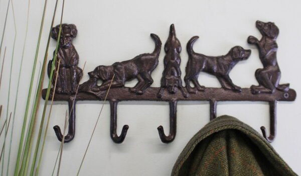Playful Dog Design With 5 Hooks