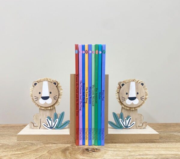 Set of Two Wooden Lion Bookends - Image 3