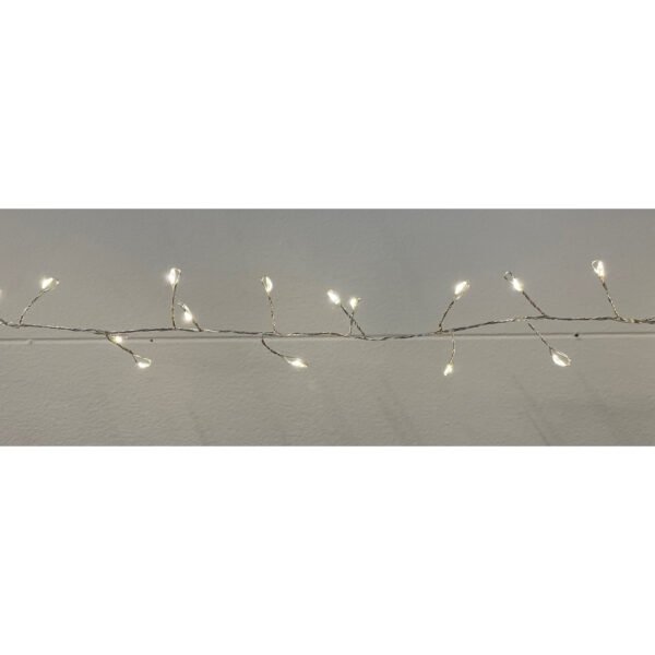 which provides a delicate and warm illumination perfect for professional retail displays and home installations. The silver wire hosts 400 individual LED lights that produce a gentle